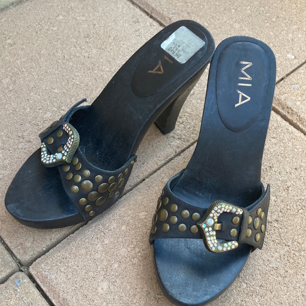 MIA women’s size 6 wooden clogs heels with rhinestone buckle